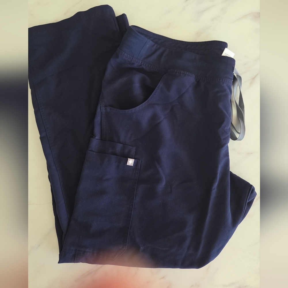 Figs Technical Collection Mens Navy Scrubs Side Pockets XL 30" Inseam